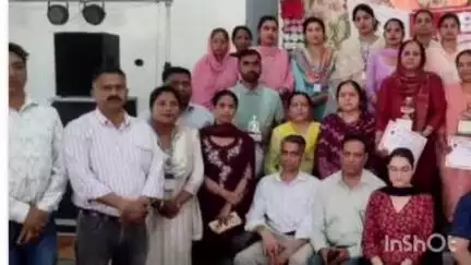 नगरोटा सूरियां: स्वास्थ्य ब्लॉक नगरोटा सूरियां में टीवी फॉर्म की बैठक तहसीलदार मैडम शिखा की अध्यक्षता में संपन्न हुई