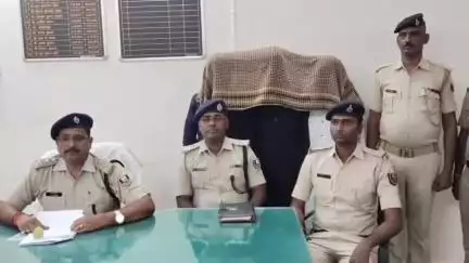 सिकटा: पुलिस ने सिकटा बॉर्डर से अपहृत युवक को सकुशल बरामद किया
