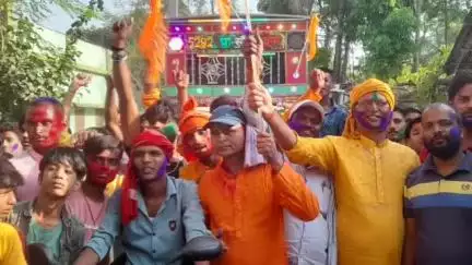 प्रतापगंज: प्रतापगंज के टेकूना में निकला नगर भ्रमण जुलूस