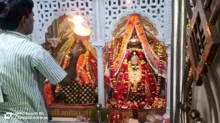 महा अष्टमी की भव्य आरती मां चंडी देवी मंदिर मैहर