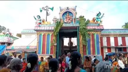 தரங்கம்பாடி: ஒழுகை மங்கலத்தில் மாரியம்மன் கோவிலில் பங்குனி பெருவிழா திருத்தேரோட்டம் ஏராளமான பக்தர்கள் தரிசனம்