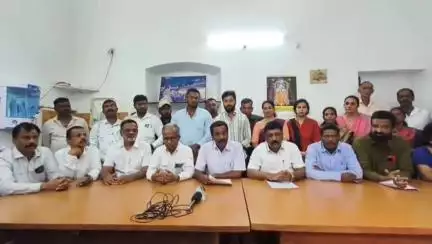 ಸೋಮವಾರಪೇಟೆ: ವಿನಯ್ ಸೋಮಯ್ಯ ಆತ್ಮಹತ್ಯೆ ಪ್ರಕರಣಕ್ಕೆ ಕೊಡಗಿನ‌ ಶಾಸಕರ ತೇಜೊವಧೆ ಮಾಡುವುದು ಖಂಡನಿಯ :ಸೋಮವಾರಪೇಟೆಯಲ್ಲಿ ಉಪಾಧ್ಯಕ್ಷ ಕೆ ಎಂ ಲೋಕೇಶ್
