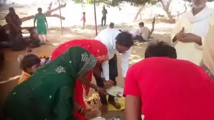 Gudiya sahu ko uska bhai javav dari se 5tarik apne ghar le gya
