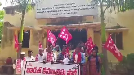 రాజంపేట: కాంగ్రెస్ ప్రభుత్వం ప్రజలకు ఇచ్చిన హామీలను అమలు చేయాలి: రాజంపేటలో సీపీఐ జిల్లా కార్యదర్శి దశరథ్