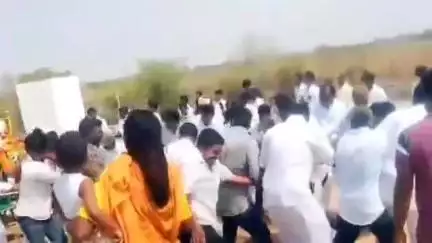 నాంపల్లి: కేతపల్లి గ్రామంలో వైభవంగా శిఖరం పై వెలసిన శ్రీ సీతారామాంజనేయ స్వామి రథోత్సవం, పటిష్టమైన బందోబస్తు ఏర్పాటు చేసిన పోలీసులు
