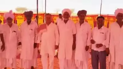 धनाऊ: पूर्व विधायक पदमाराम मेघवाल ने कोनरा गांव का दौरा किया, आमजन से हुए रूबरू