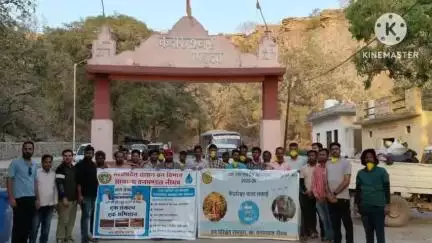 रामपुरा: जल गंगा संवर्धन अभियान के तहत केदारेश्वर नाले की सफाई, वन परिक्षेत्र रामपुरा ने किया कार्यक्रम