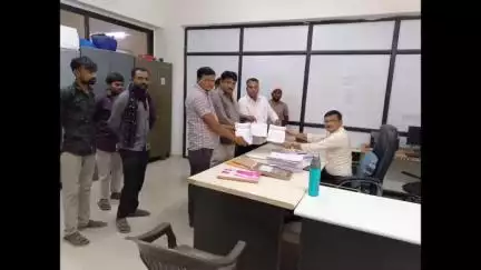વિંછીયા: વિછીયામાં ગીર સોમનાથના ધારાસભ્ય વિમલ ચુડાસમા ના સમર્થનમાં આવેદનપત્ર આપવામાં આવ્યું