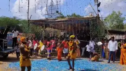 இளையாங்குடி: தென்னஅழகாபுரி முத்துமாரியம்மன் அம்மன் கோவில் பால்குட பெருவிழா .