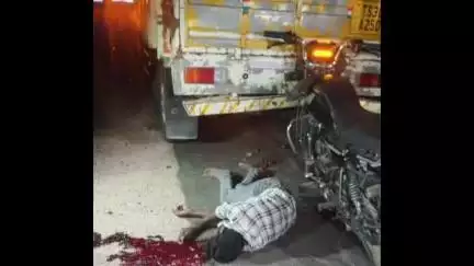 మోత్కూర్: పాటిమట్ల X రోడ్డు వద్ద ఘోర రోడ్డు ప్రమాదం, టాటా ఏసీ వివాహనాన్ని వెనుక నుండి ఢీకొట్టిన బైక్, వ్యక్తి అక్కడికక్కడే మృతి