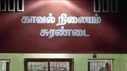 வீரகேரளம்புதூர்: பங்களாச்சுரண்டை பகுதியில் பிரபல ரவுடி கோழி அருள் கஞ்சா மற்றும் ஆயுதங்களோடு கைது.