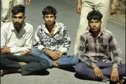 राजसमंद: राजनगर पुलिस की कार्रवाई अफीम व डोडा चूरा के साथ तीन युवक गिरफ्तार देखिए पूरी न्यूज