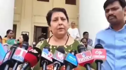 నాంపల్లి: 30 ఏళ్లుగా విశ్వవిద్యాలయాల్లో అధ్యాపకులుగా విధులు నిర్వహిస్తున్న తమను ప్రభుత్వం గుర్తించాలి: కాంట్రాక్టు అధ్యాపకులు