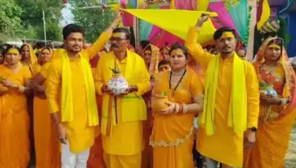 भागवतपुर में अखंड अष्टयाम को ले गाजे-बाजे के साथ निकली भव्य कलश यात्रा