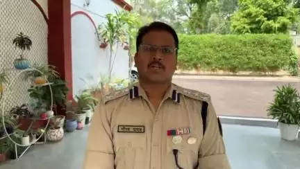 वर्तमान परिस्थितियों में यदि इलाके में कोई संदिग्ध वस्तु नजर आए तो ऐसी वस्तु के पास न जाएं तुरन्त PCR को सूचित करें