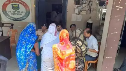 मैरवा: मैरवा थाना परिसर में जनता दरबार का आयोजन किया गया