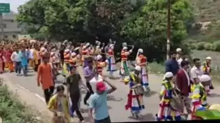चौखुटिया: मासी में दो दिवसीय भूमिया देवता वार्षिक समारोह भव्य कलश यात्रा के साथ हुआ शुरू, भारी संख्या में लोग हुए शामिल
