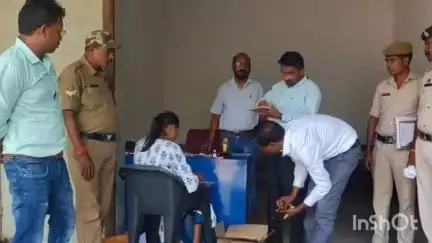 दुलदुला: ग्रामीणों ने कलेक्टर से कस्तूरा गांव में अवैध क्लिनिक की मौखिक शिकायत की, कलेक्टर ने जांच टीम भेजकर कराया सील