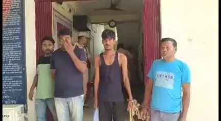বৰমা ভাগ: বৰপেটাৰোড আৰক্ষীয়ে চুৰি সামগ্ৰীসহ চাৰিজন চোৰ গ্ৰেপ্তাৰ কৰি আদালতত হাজিৰ কৰায় জেললৈ প্ৰেৰণ কৰে
