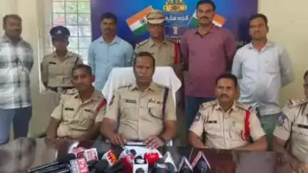 గజ్వేల్: మహిళను హత్య చేసిన నిందితురాలని 24 గంటల్లో పట్టుకున్న గజ్వేల్ పోలీసులు:గజ్వేల్ ఏసిపి పురుషోత్తం రెడ్డి