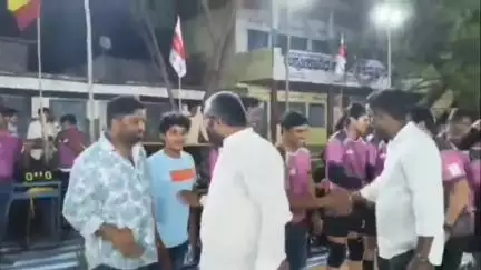 ಕನಕಗಿರಿ: ಯುವ ಸೇವಾ ಸಂಘದ ವಾರ್ಷಿಕೋತ್ಸವದ ನಿಮಿತ್ತ ರಾಜ್ಯ ಮಟ್ಟದ ವಾಲಿಬಾಲ್ ಪಂದ್ಯಾವಳಿಗೆ ಶ್ರೀರಾಮನಗರದಲ್ಲಿ ಚಾಲನೆ