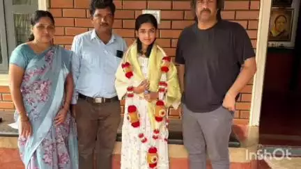 ಸೊರಬ: ಎಸ್ ಎಸ್ ಎಲ್ ಸಿ ಯಲ್ಲಿ 620 ಅಂಕ ಪಡೆದ ಚಂದನಾ: ಕುಬಟೂರು ಗ್ರಾಮದಲ್ಲಿ
ಸನ್ಮಾನಿಸಿದ ಸಚಿವ ಮಧುಬಂಗಾರಪ್ಪ