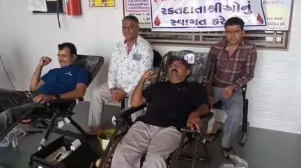 વલ્લભીપુર: શહેરમાં સમસ્ત દેશ પ્રેમી જનતા દ્વારા દેશના સૈનિકો માટે મેગા બ્લડ ડોનેશન કેમ્પનું આયોજન કર્યું #oprationsindoor