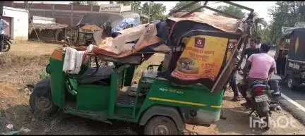बिरनी: जितकुंडी पुल के समीप रांची-दुमका मार्ग पर 2 टेंपो की टक्कर से 14 लोग घायल, दो की हालत गंभीर