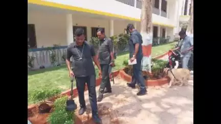 పెద్దఅడిశర్లపల్లి: రేపు నాగార్జునసాగర్ బుద్ధవనాన్ని ప్రపంచ సుందరి మణులు సందర్శించనున్న నేపథ్యంలో విస్తృతంగా తనిఖీలు నిర్వహించిన పోలీసులు