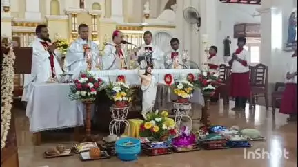 ಕಾರ್ಕಳ: ನಗರದ ಧರ್ಮ ಪ್ರಾಂತ್ಯದ ಚರ್ಚುಗಳಲ್ಲಿ ಭಾರತೀಯ ಸೇನೆಗೆ ಹಾಗೂ ಯೋಧರಿಗೆ ಒಳಿತ ಆಗುವಂತೆ ಆಶಿಸಿ ವಿಶೇಷ ಪ್ರಾರ್ಥನೆ