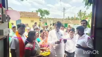 ತರೀಕೆರೆ: ಜಾವೂರು ಹೊಸಳ್ಳಿ ಗ್ರಾಮದಲ್ಲಿ ಶ್ರೀ ಸಿರಿ- ಜೀವಜಲ ಕುಡಿಯುವ ನೀರಿನ ಘಟಕ ಉದ್ಘಾಟಿಸಿದ ಶಾಸಕ‌ ಶ್ರೀನಿವಾಸ್