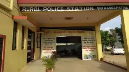 ಶ್ರೀರಂಗಪಟ್ಟಣ: ಹೆಬ್ಬಾಡಿಹುಂಡಿಯಲ್ಲಿ ಮಂತ್ರಾಲಯಕ್ಕೆ ತೆರಳಿದವರ ಮನೆಗೆ ಕನ್ನ: ₹ 6 ಲಕ್ಷ ಮೌಲ್ಯದ ಚಿನ್ನದ ಅಭರಣ ದೋಚಿದ ಕಳ್ಳರು