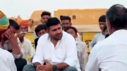 शिव: विधायक ने शिव विधानसभा क्षेत्र के विभिन्न गांवों का दौरा कर ग्रामीणों से जन संवाद स्थापित किया
