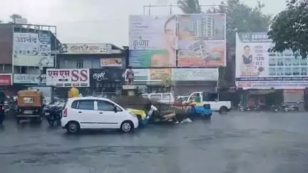 गडहिंग्लज: शहरासह तालुक्यात अवकाळी पावसाची हजेरी, नागरिक व शेतकऱ्यांची तारांबळ