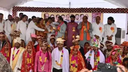 घोयना बहरा में आयोजित आदर्श विवाह समारोह में शामिल हुए उप मुख्यमंत्री अरुण साव