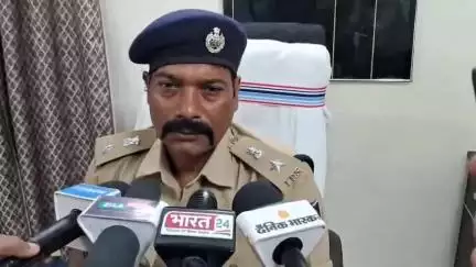 पारू: पारु प्रखंड में शिक्षक ने छात्र की बेरहमी से की पिटाई