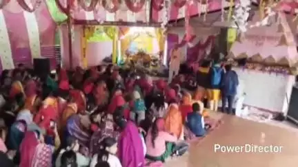 धारी: नागेश्वर धाम सुनकिया में श्रीमद्भागवत कथा का हुआ आयोजन, बारिश के दौरान भक्तों का उत्साह नहीं हुआ कम
