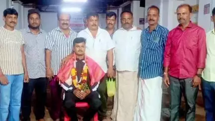 ರಟ್ಟೀಹಳ್ಳಿ: ಮದುವೆಯಾಗಿ 10 ದಿನಕ್ಕೆ ಮರಳಿ ದೇಶ ಸೇವೆಗೆ ತೆರಳಿದ ಪಟ್ಟಣದ ಯೋಧ