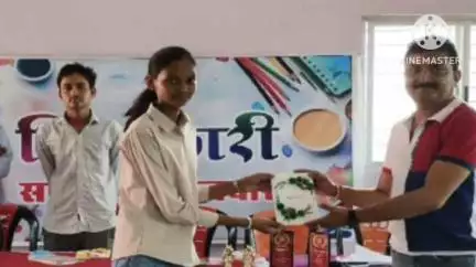 बुंडू: बजरंग दल बुंडू के सभागार में 'चित्रकार सपनों का कैनवास' विषय पर चित्रकला प्रतियोगिता का किया गया आयोजन