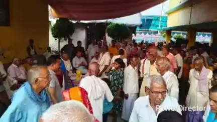 समेली: खैरा में महर्षि परमहंस जी की 141वीं जयंती पर सत्संग का आयोजन, MLA विजय सिंह भी रहे मौजूद