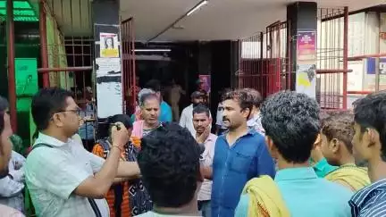 पटना अहमद क हंगामा हुआ मारपीट डॉक्टर ने कहा गार्डन निकला सब कोई मिल गया चार लोग घायल है नहीं देखा तो उसको मार देता डॉक्ट