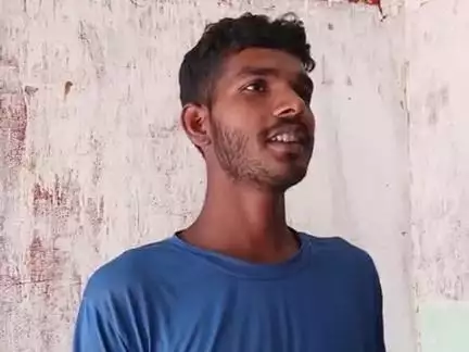 Pyare Lal  namak  admi 28/04/2025 ko subha se gayab hai yehe baura  ke rahene wale hai kisi ko dikhai de  No 8171736622