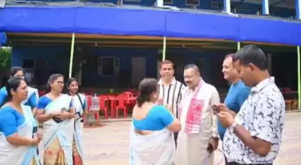 বৰমা ভাগ: বৰপেটাৰোডত অনুষ্ঠিত ক্ষেত্রীয় ক্রীড়া সমাৰোহত বিধায়ক ফণীধৰ তালুকদাৰৰ অংশ গ্ৰহণ