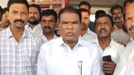 దుబ్బాక: బూంపల్లి అక్బర్‌పేట వద్ద రోడ్డు ప్రమాదంలో మృతి చెందిన ఉపాధి హామీ కూలీలను ఆదుకోవాలి: రాష్ట్ర ఎస్సీ ఎస్టీ ఛైర్మన్ వెంకయ్య