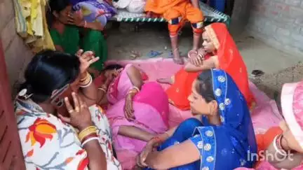 मकेर: रेवा पुल के पास अनियंत्रित वाहन ने बाइक सवारों को कुचला, दो लोगों की हुई मौत