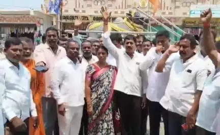 సదాశివనగర్: సదాశివ నగర్ మండల కేంద్రంలో కాంగ్రెస్ పార్టీ ఆధ్వర్యంలో సంబరాలు
