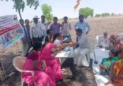 ಸಿರವಾರ: ಕೆ.ಗುಡದಿನ್ನಿ ಗ್ರಾಮದಲ್ಲಿ ನರೇಗಾ ಕೂಲಿಕಾರರಿಗೆ  ಆರೋಗ್ಯ ತಪಾಸಣೆ ಶಿಬಿರ