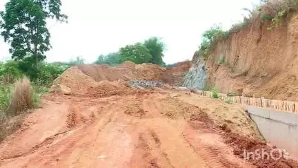 തിരൂര്‍: ദേശീയപാത വികസനത്തിനായി കുറ്റിപ്പുറത്തെ പാറ പൊട്ടിക്കുന്നത് വീടിന് ഭീഷണിയാകുന്നു #localissue
