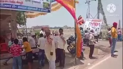 घिरोर: घिरोर थाना क्षेत्र में बड़े धूमधाम से मनाई गई बुद्ध पूर्णिमा जयंती, सोमवार शाम 3:00 बजे
