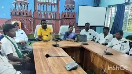 पालोजोरी: प्रमुख और बीडीओ के बीच चल रहे #विवाद प्रकरण# का हुआ निबटारा।
मिलकर समुदाय के विकास के लिए करेंगे काम